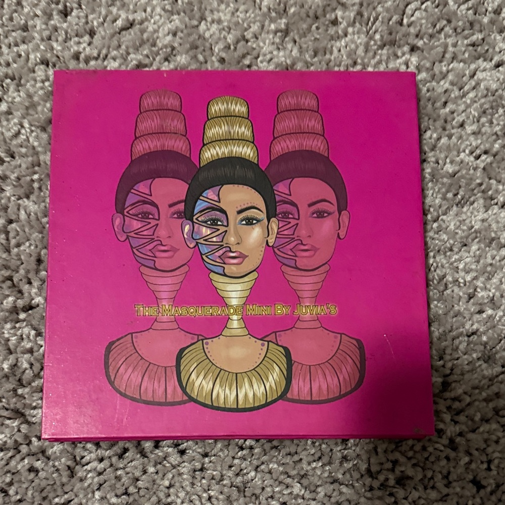 Juvia's Place The Masquerade Mini Eyeshadow Palette - Bold Pink and Gold